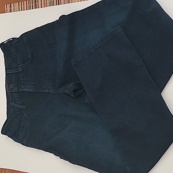 NYDJ Dark Indigo Straight Leg Jeans EUC - Picture 14 of 16